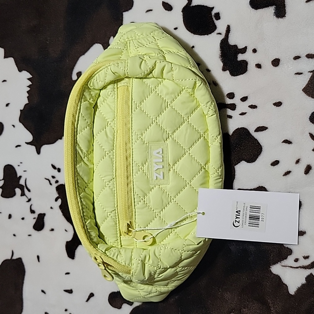 Zyia crossbody bag